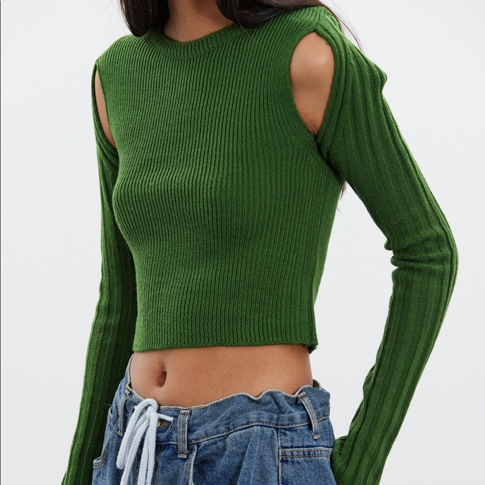 Source unknown green shoulder cut crop knit